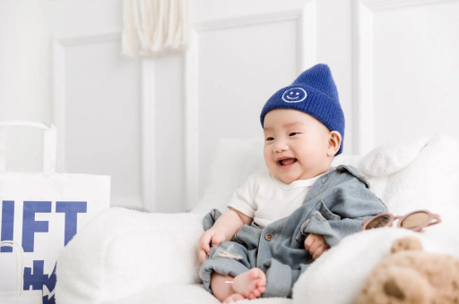 白银宝宝口水多怎么回事